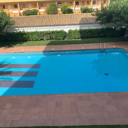 Apartment La Escala En Front De Avec Piscine